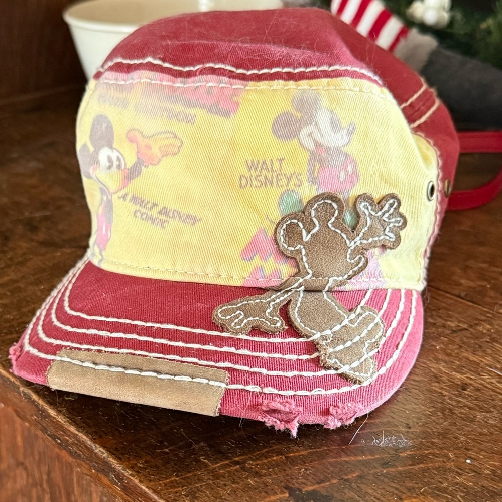 Cap Hat Disney Parks Original Walt Disney Cosmic Red/Cream Hat